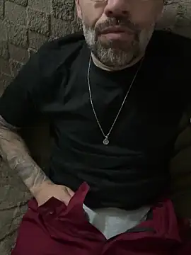 Snapshot of trombaio chatting on February 13, 2026, 11:45 pm trombaio online show from February 13, 2026, 11:45 pm