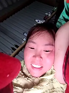 Yiyoongg online show from March 20, 2026, 2:00 pm