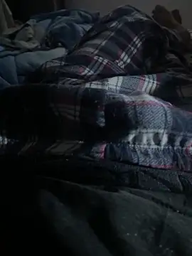 Isaxc  online show from February 8, 2026, 6:28 am