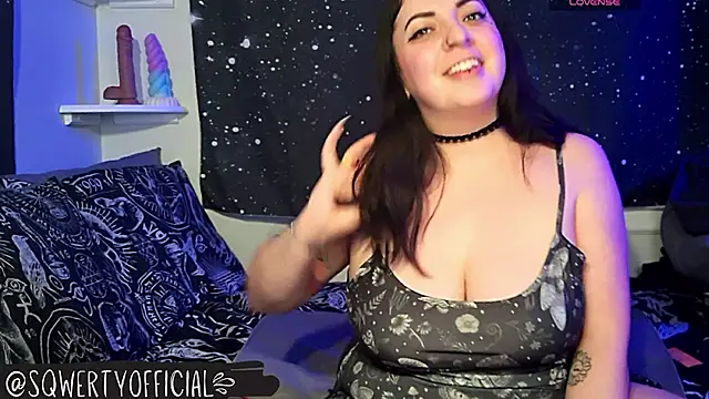 Snapshot of _sqwerty_ chatting on May 1, 2026, 5:12 am sqwerty online show from May 1, 2026, 5:12 am