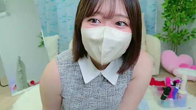 Snapshot of Saki_chanF chatting on May 29, 2026, 5:27 am Saki chanF online show from May 29, 2026, 5:27 am