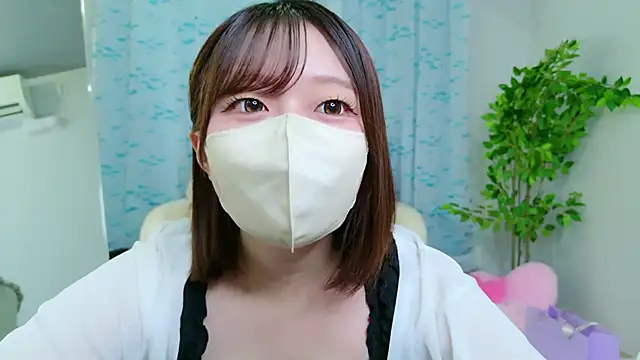 Snapshot of Saki_chanF chatting on July 8, 2026, 9:47 am Saki chanF online show from July 8, 2026, 9:47 am