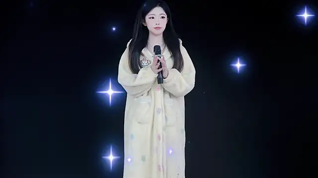 Zhenni online show from February 8, 2026, 10:51 am