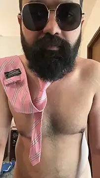 beerboy2222 online show from May 3, 2026, 9:26 am