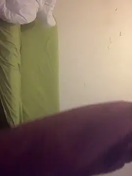 girl-boy69 online show from February 8, 2026, 2:53 pm