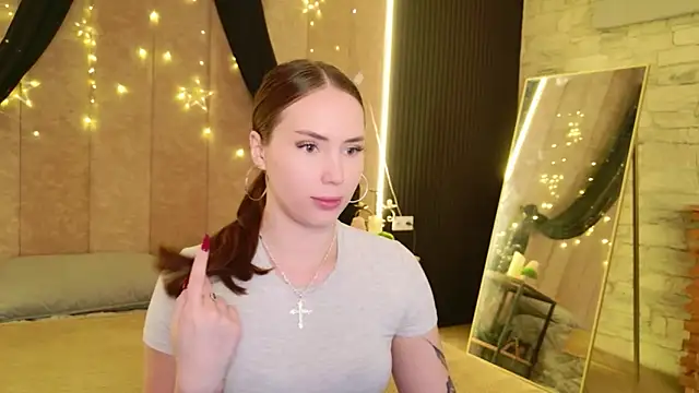 Snapshot of Arielle_Vade chatting on May 15, 2026, 5:14 am Arielle Vade online show from May 15, 2026, 5:14 am