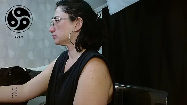 lincebdsm online show from December 3, 2025, 9:24 pm