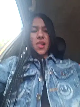 Snapshot of Alannys19 chatting on March 20, 2026, 4:45 pm Alannys19 online show from March 20, 2026, 4:45 pm