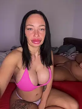 SaraHotDiamond xoxo online show from May 5, 2026, 7:55 pm