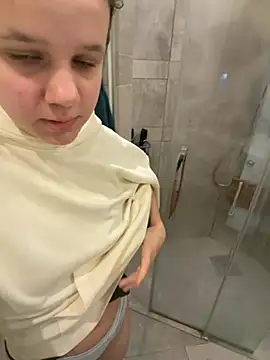 sexytigxx online show from February 8, 2026, 7:17 pm