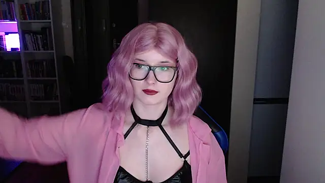 Snapshot of LunaXcherry chatting on March 25, 2026, 5:41 pm LunaXcherry online show from March 25, 2026, 5:41 pm