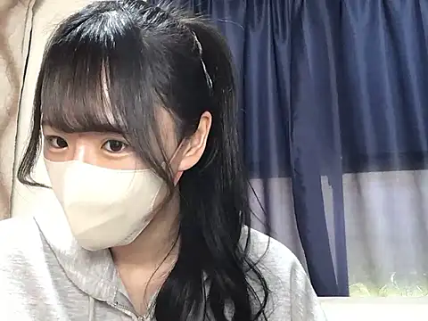 cocomi-coco0209 online show from May 5, 2026, 6:43 am