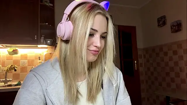 Evva mayy online show from February 22, 2026, 4:49 pm