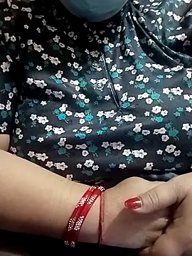 Simran 008 online show from May 6, 2026, 10:37 pm