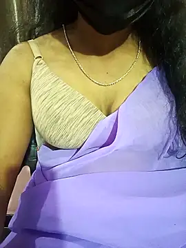 manu sexy  online show from February 18, 2026, 1:40 pm