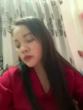 Strawberry-wet online show from February 10, 2026, 2:15 am