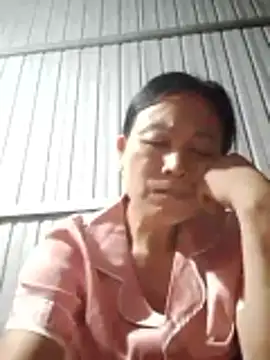 Kiss love2 online show from June 13, 2026, 7:39 am