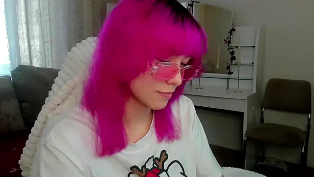 EmilyTrase online show from May 11, 2026, 1:11 am