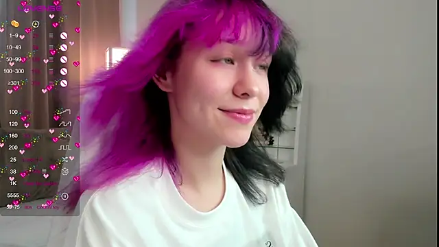 EmilyTrase online show from June 28, 2026, 1:11 am