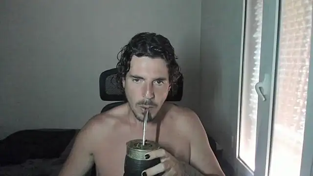 joaquin420 hot online show from April 11, 2026, 12:31 pm