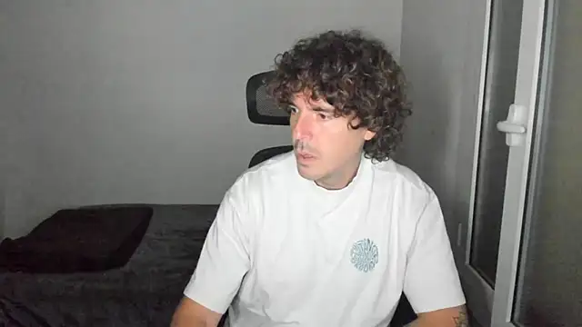 joaquin420 hot online show from May 4, 2026, 3:13 am