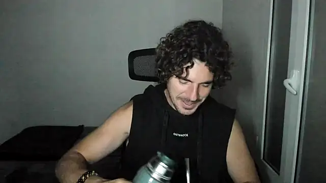 joaquin420 hot online show from May 12, 2026, 2:41 am