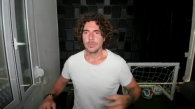 joaquin420 hot online show from June 6, 2026, 6:40 am