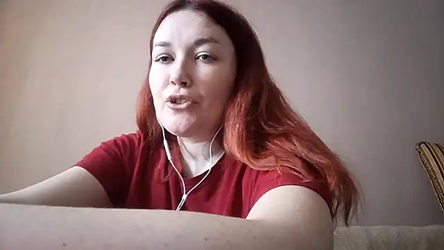 GlitterCharm online show from February 10, 2026, 12:20 pm