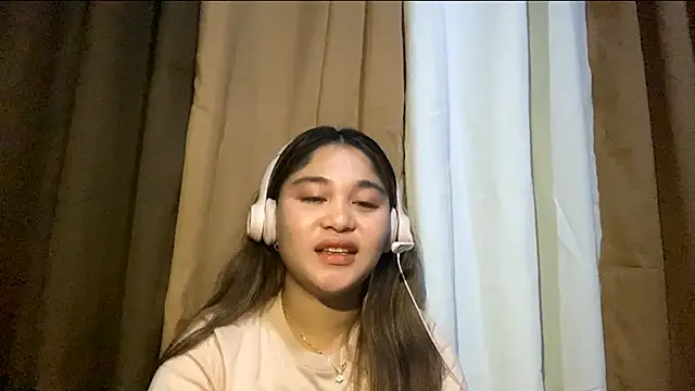 LeeanneBakeley online show from February 14, 2026, 12:46 pm