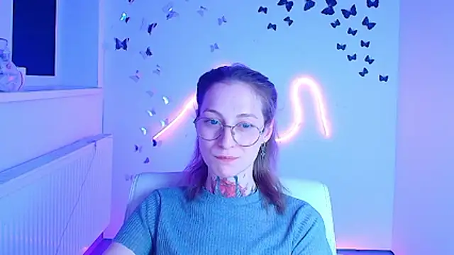 Snapshot of Esmi_Winter chatting on March 16, 2026, 12:31 pm Esmi Winter online show from March 16, 2026, 12:31 pm