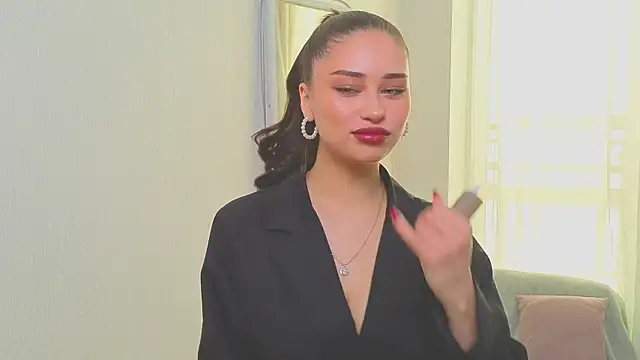 Sofia Plump online show from March 3, 2026, 9:59 am