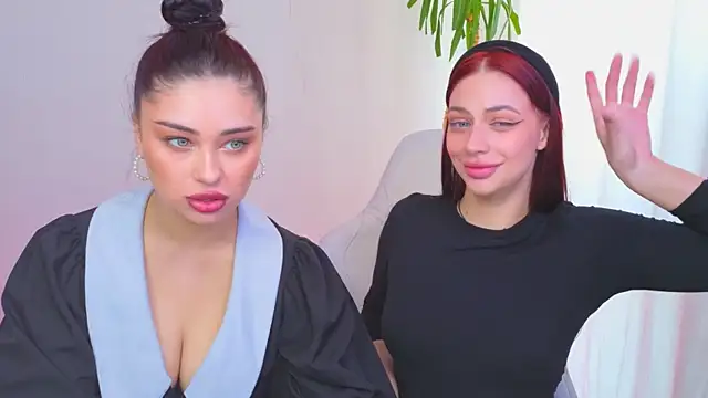 Sofia Plump online show from April 27, 2026, 10:35 am