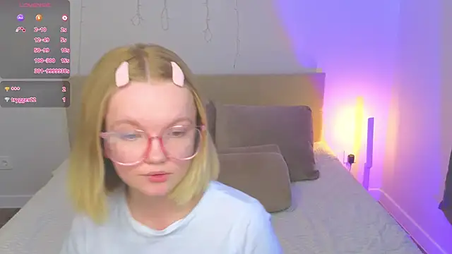 Snapshot of StellaBunny chatting on March 27, 2026, 8:26 am StellaBunny online show from March 27, 2026, 8:26 am