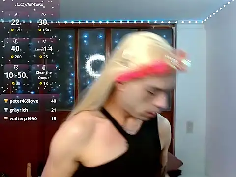 Snapshot of DanniHotBoy02 chatting on March 3, 2026, 8:31 am DanniHotBoy02 online show from March 3, 2026, 8:31 am