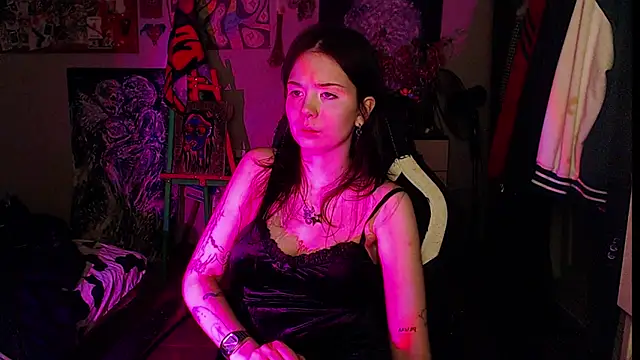 anishaaa77 online show from February 9, 2026, 7:29 pm