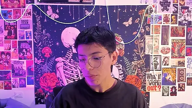 alextop  online show from February 13, 2026, 6:15 pm