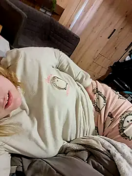 Snapshot of Dulcexpecado chatting on March 20, 2026, 9:30 pm Dulcexpecado online show from March 20, 2026, 9:30 pm