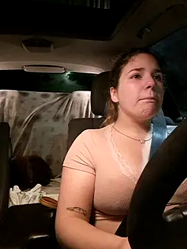 Snapshot of Dulcexpecado chatting on April 3, 2026, 11:14 pm Dulcexpecado online show from April 3, 2026, 11:14 pm