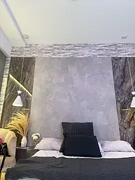 Hannah-Prada online show from February 20, 2026, 11:32 am