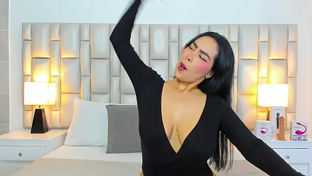 Snapshot of paola_katy_dicks chatting on May 18, 2026, 8:03 pm paola katy dicks online show from May 18, 2026, 8:03 pm