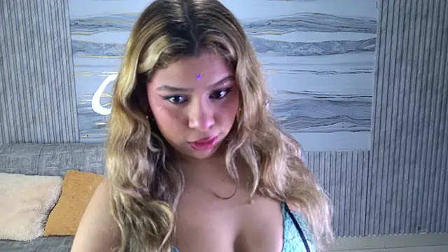 Sophie19   online show from April 27, 2026, 11:41 am