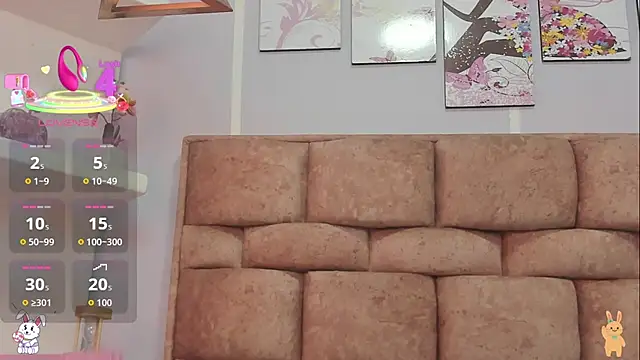 Snapshot of CurvaDorada_noa chatting on April 1, 2026, 11:33 am CurvaDorada noa online show from April 1, 2026, 11:33 am