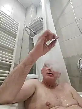 Snapshot of sk8brd_snwbrd_no_snitch chatting on March 28, 2026, 4:45 am sk8brd snwbrd no snitch online show from March 28, 2026, 4:45 am