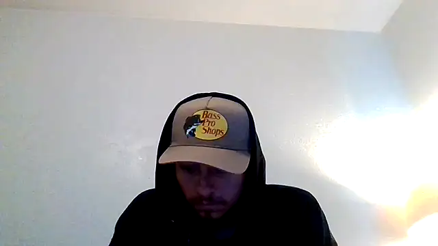 Tallhungandcloudy online show from February 13, 2026, 6:37 pm