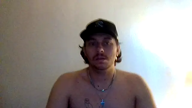 Tallhungandcloudy online show from February 27, 2026, 8:53 pm