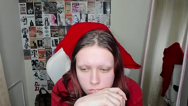 NikolFlostt online show from February 10, 2026, 2:04 am