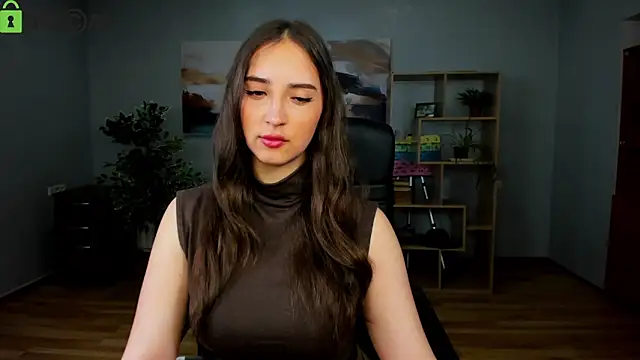 Snapshot of Effy_Royse chatting on May 6, 2026, 5:35 am Effy Royse online show from May 6, 2026, 5:35 am