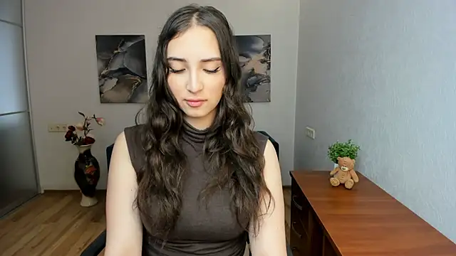 Snapshot of Effy_Royse chatting on May 10, 2026, 5:34 am Effy Royse online show from May 10, 2026, 5:34 am