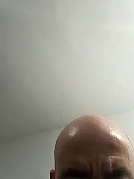 arrechon323 online show from February 11, 2026, 2:49 am