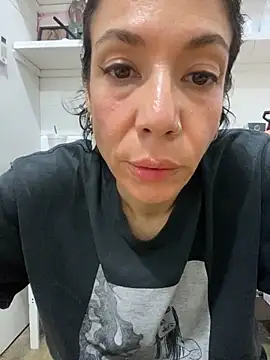 Snapshot of JeanneDuval8888 chatting on March 26, 2026, 7:41 pm JeanneDuval8888 online show from March 26, 2026, 7:41 pm